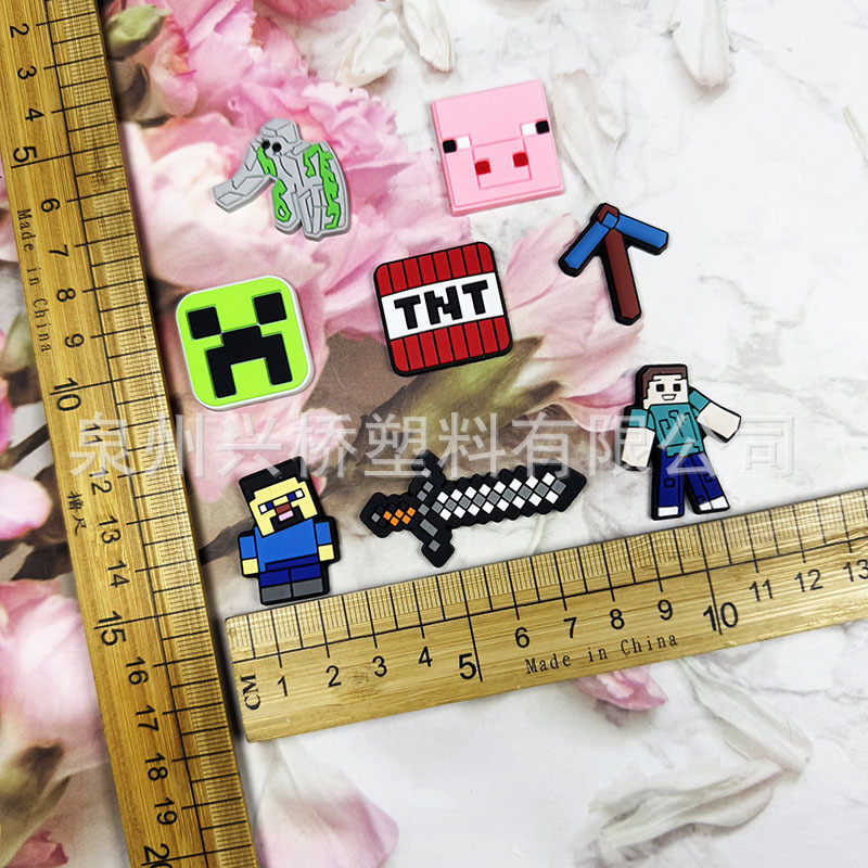 อุปกรณ์ตกแต่งรองเท้า My World  - Jewelry Making Supplies บทวิจารณ์และราคา